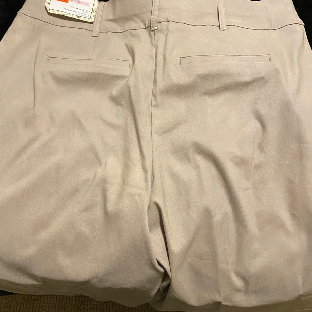 Addition Elle khaki - Picture 3 of 3
